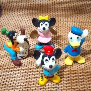Vintage Mickey Minnie Goofy and Donald Duck figurines